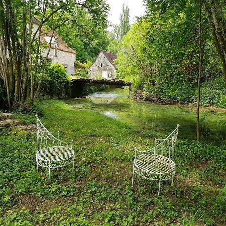 Murat Le Moulin De Jules Et Akasha B&B 외부 사진