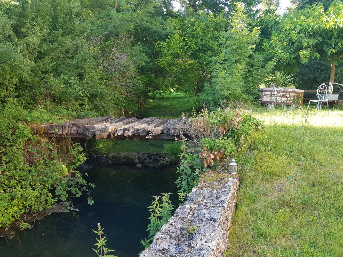 Murat Le Moulin De Jules Et Akasha B&B 외부 사진
